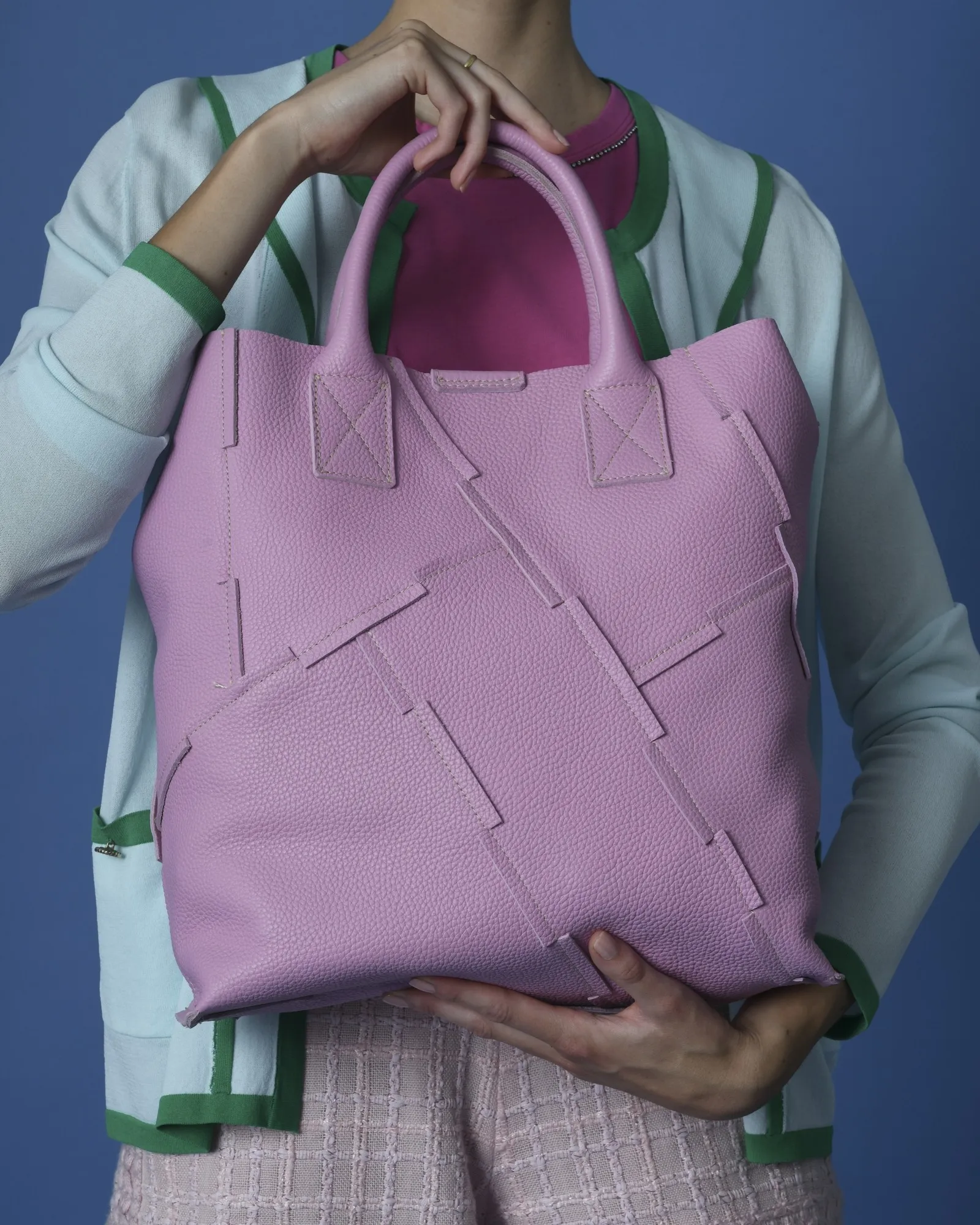 Sac à main en cuir rose Falorni 