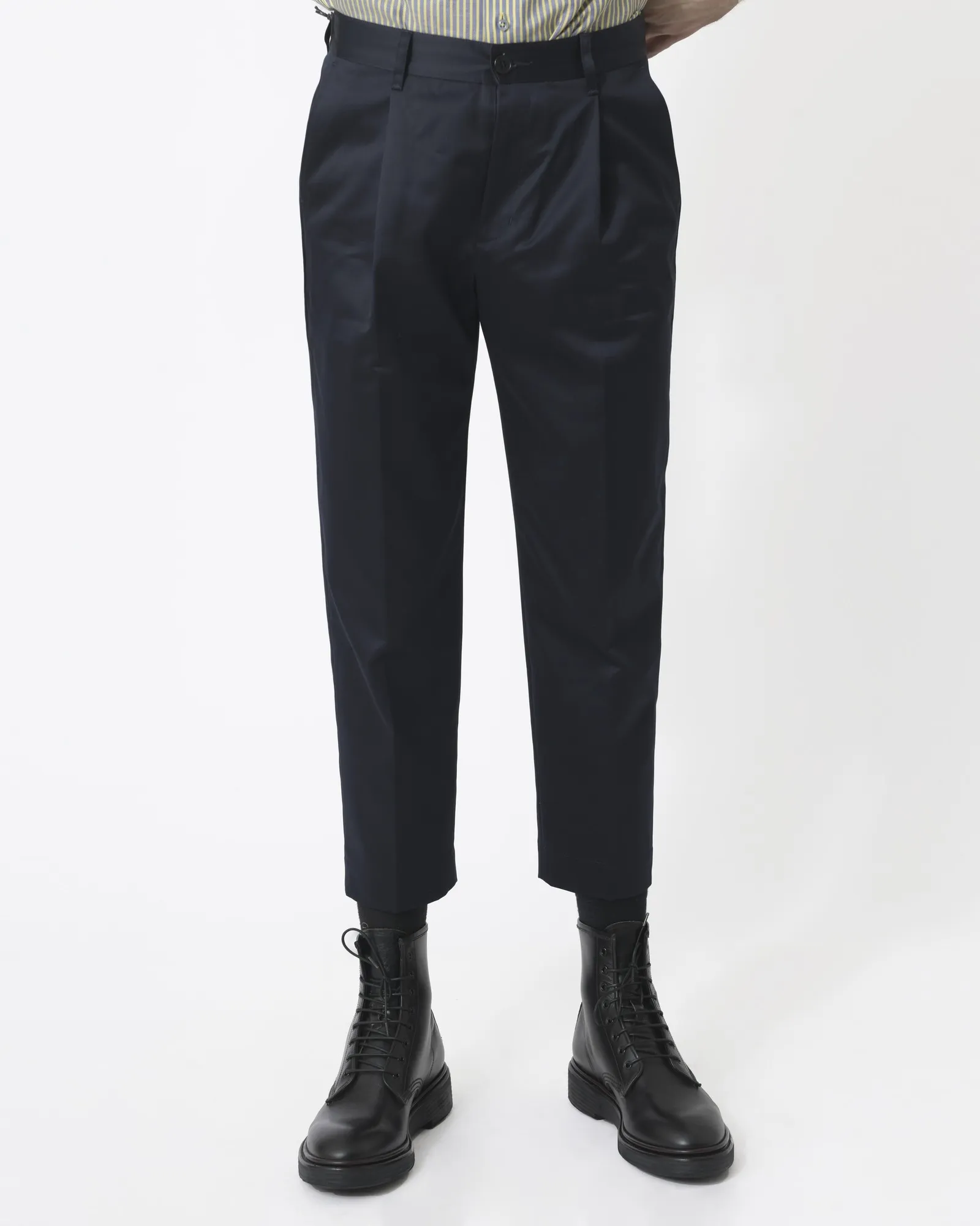 Pantalon coupe carotte bleu True Nyc 