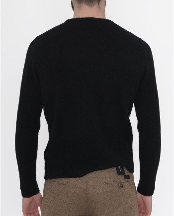 Pull noir en laine Vneck 