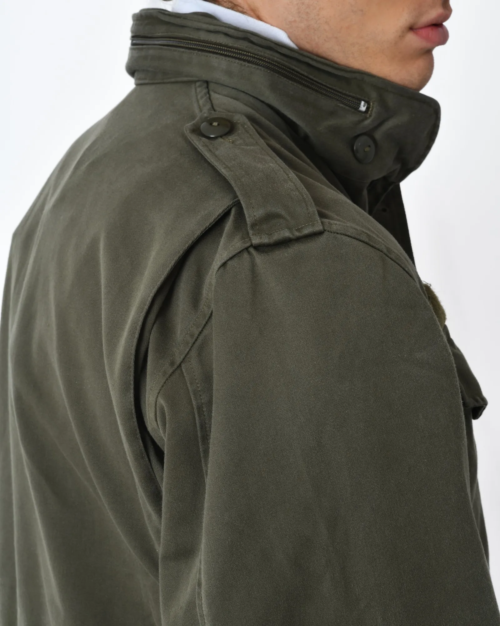 Blouson vert militaire Heereseigentum 