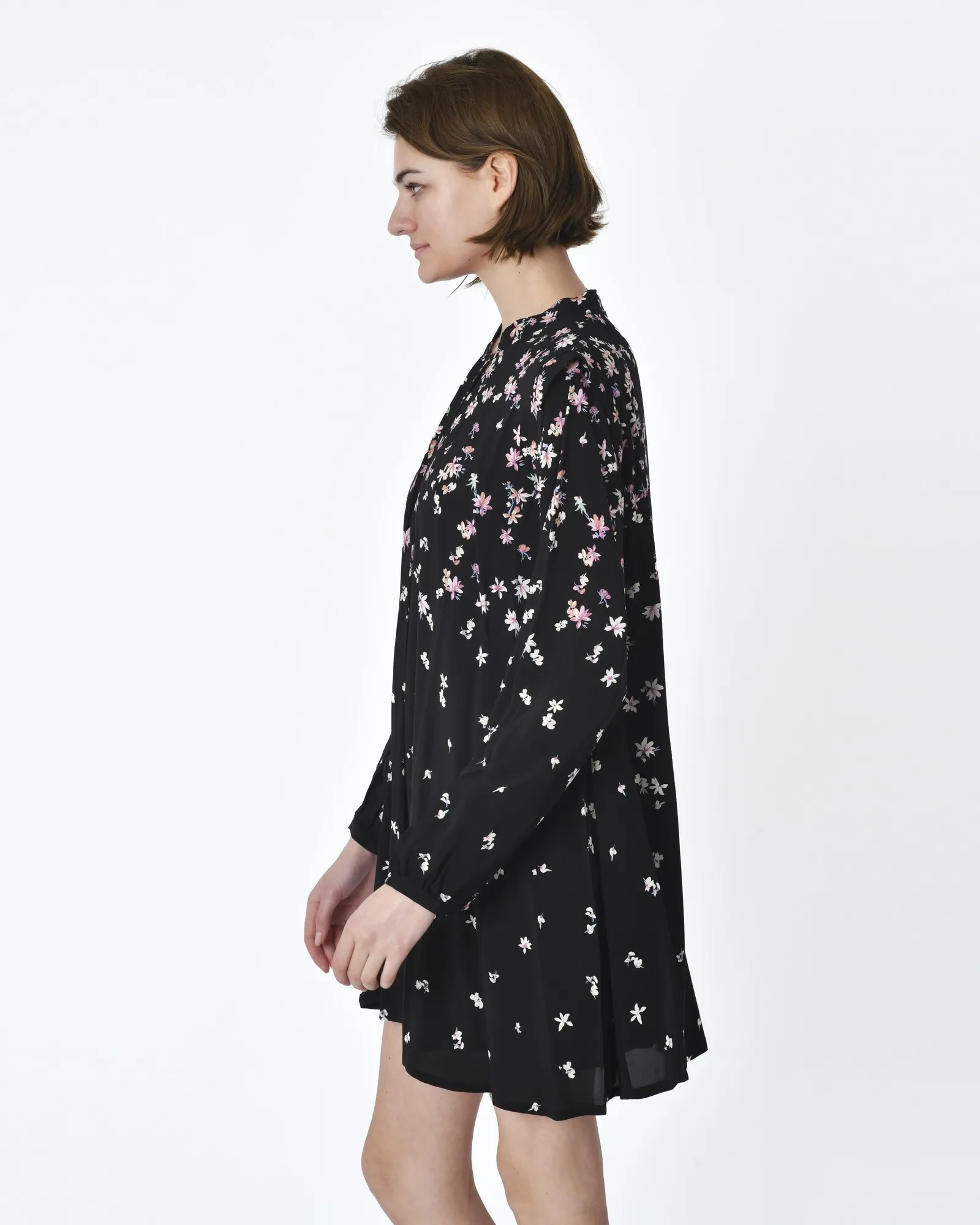 Robe noir motif dégradé de fleurs Idano 