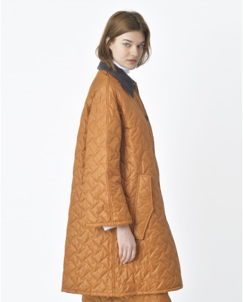 Manteau matelassé d'ensemble camel Tela 