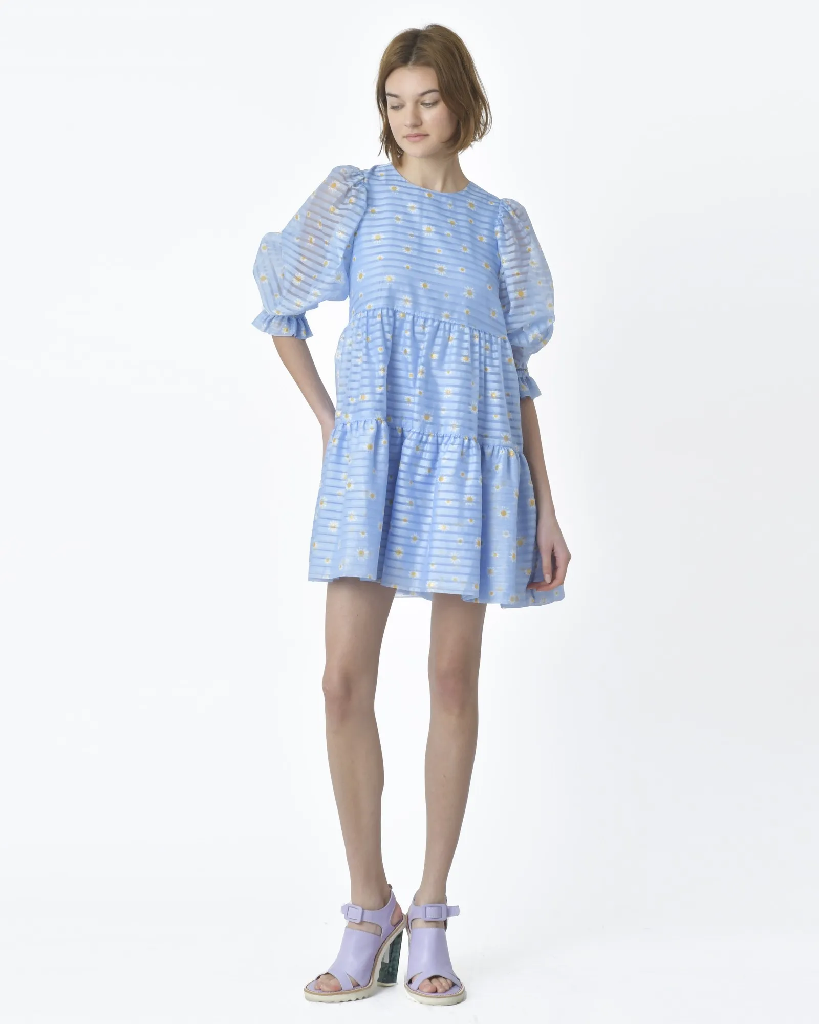 Robe bleue rayée motif all over marguerites Edward Achour 