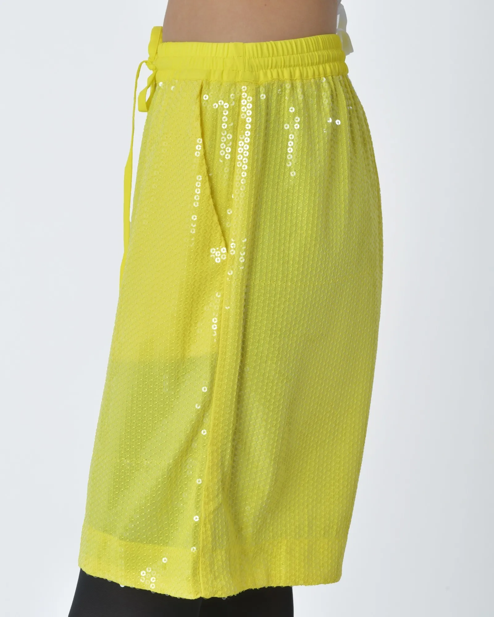 Short d'ensemble jaune à sequins transparent P.A.R.O.S.H 