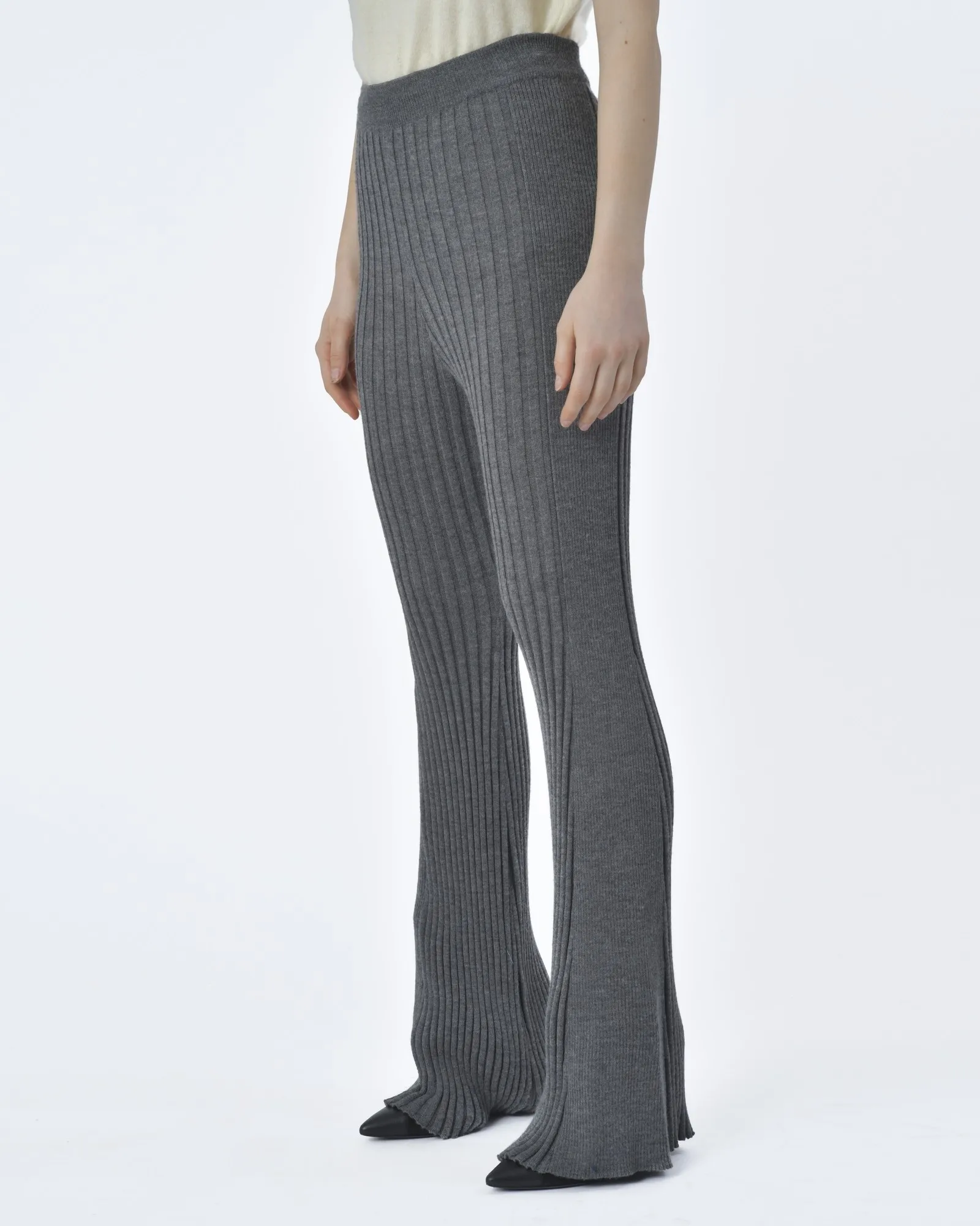 Pantalon en maille évasé gris  Nude 