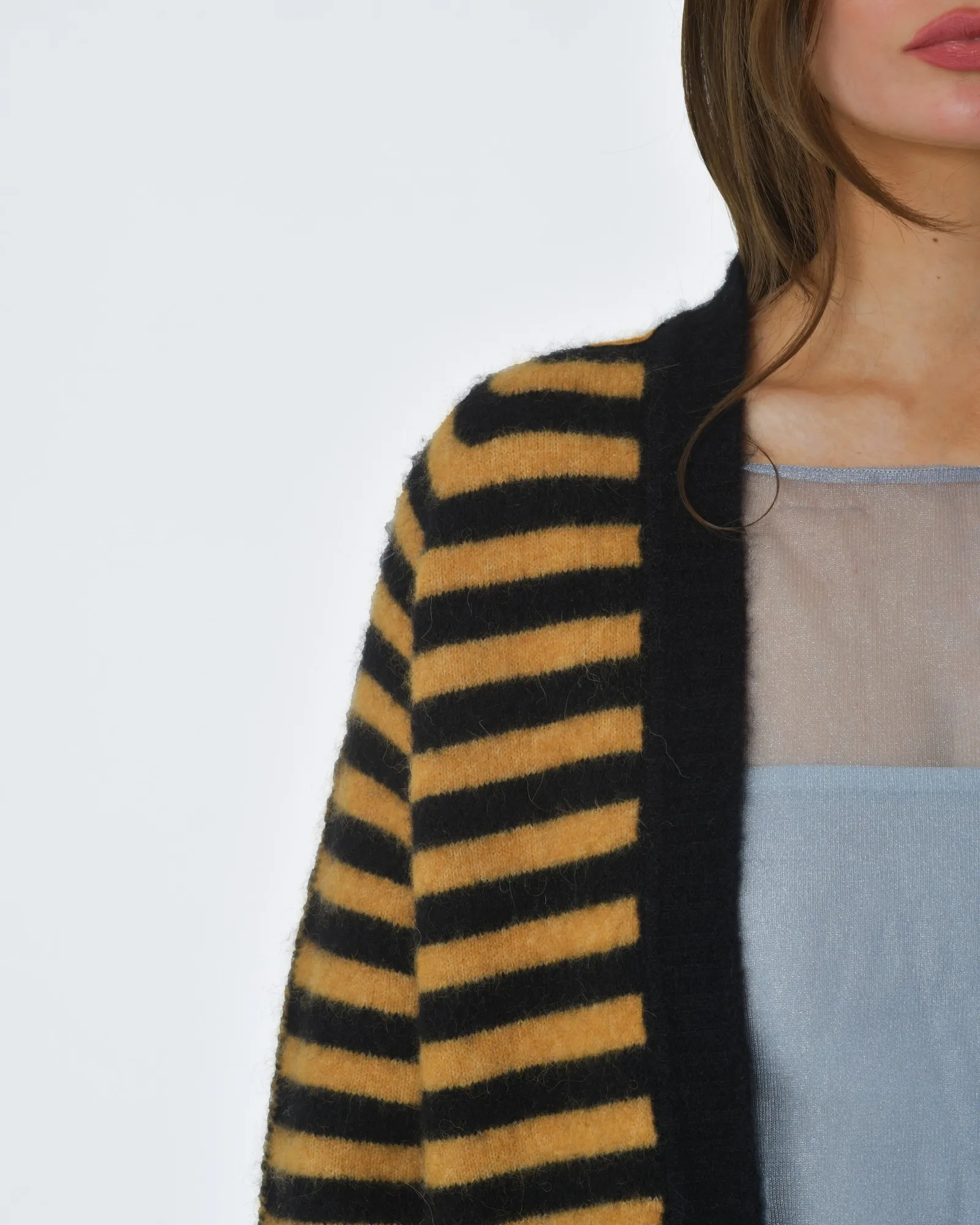 Cardigan rayé jaune et noir Momoni 