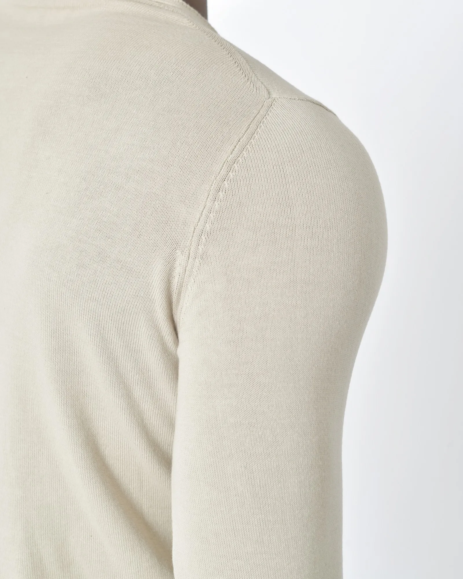 Pull en maille beige  Vneck 