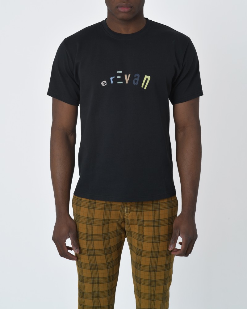 T-Shirt noire ecriture  Erevan 