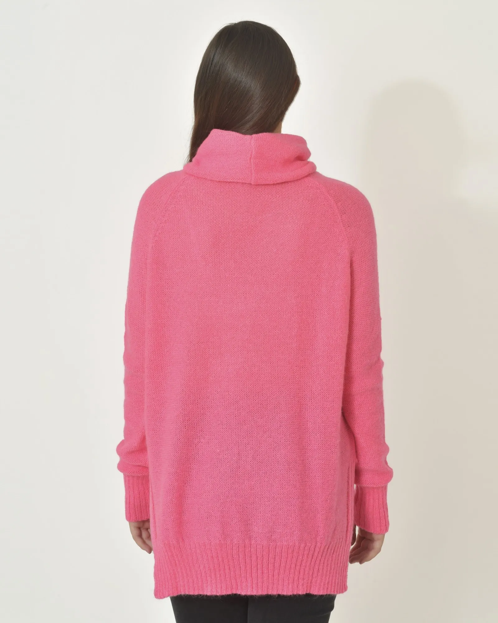 Pull en mohair mélangé à col roulé rose Emma White 