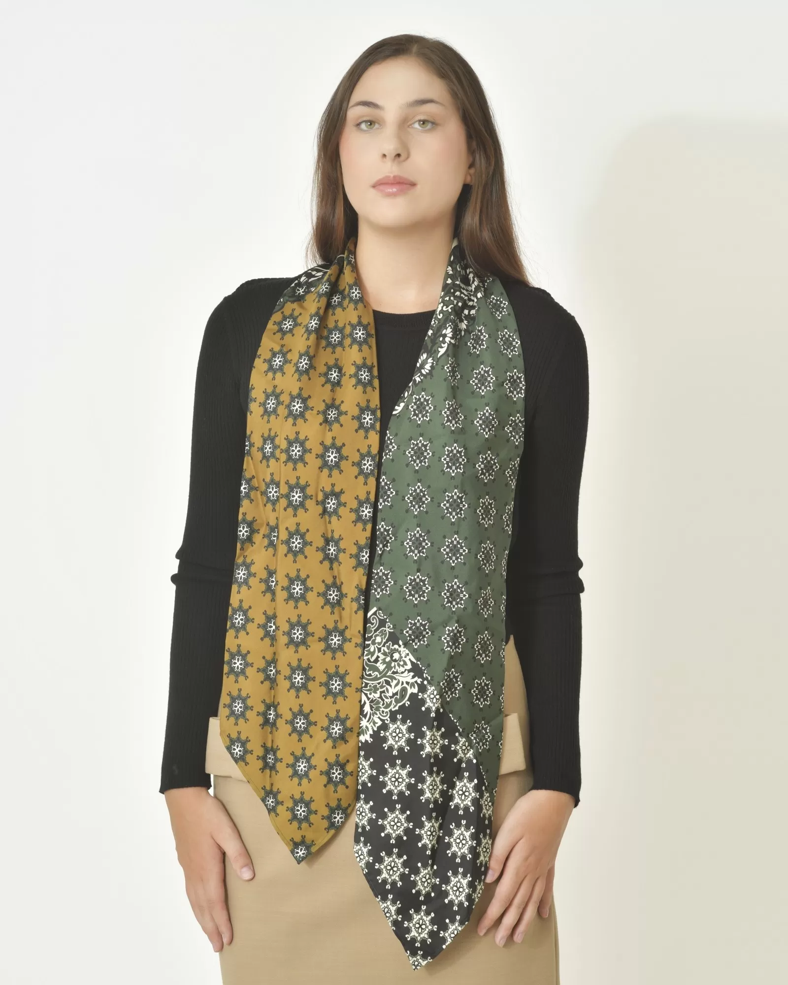 Foulard bicolore Sara Roka 