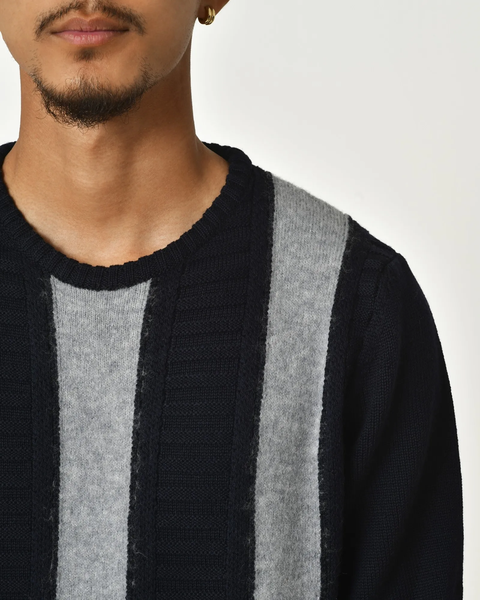 Pull en laine bicolore à rayures Vneck 