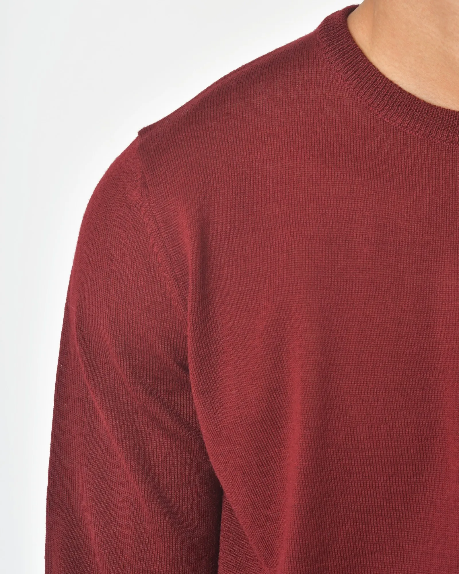 Pull en laine vierge mélangée bordeaux Vneck 