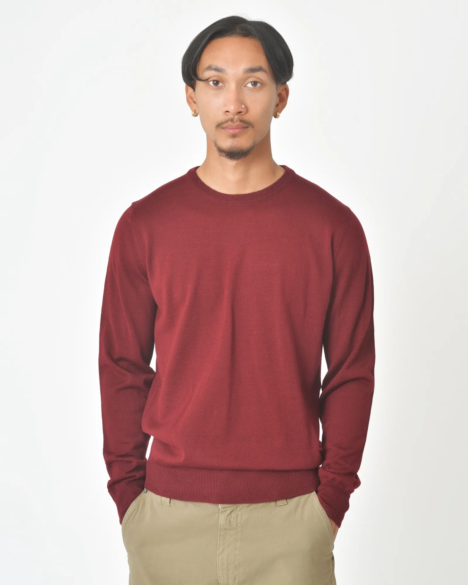 Pull en laine vierge mélangée bordeaux Vneck 