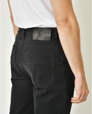 Pantalon jean à coupe fuselée Ixos 