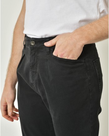 Pantalon jean à coupe fuselée Ixos 