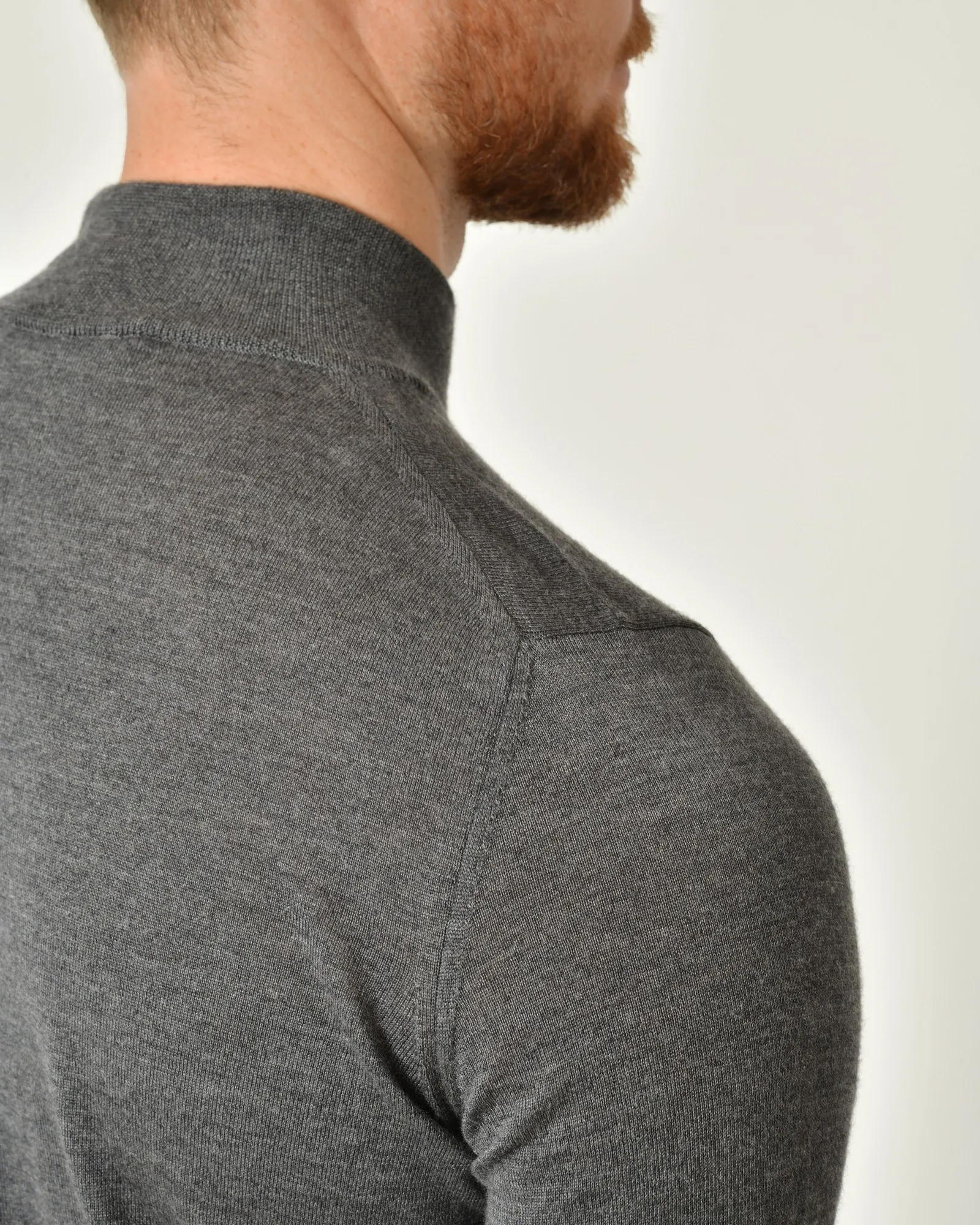 Pull en laine mérinos et soie Vneck 