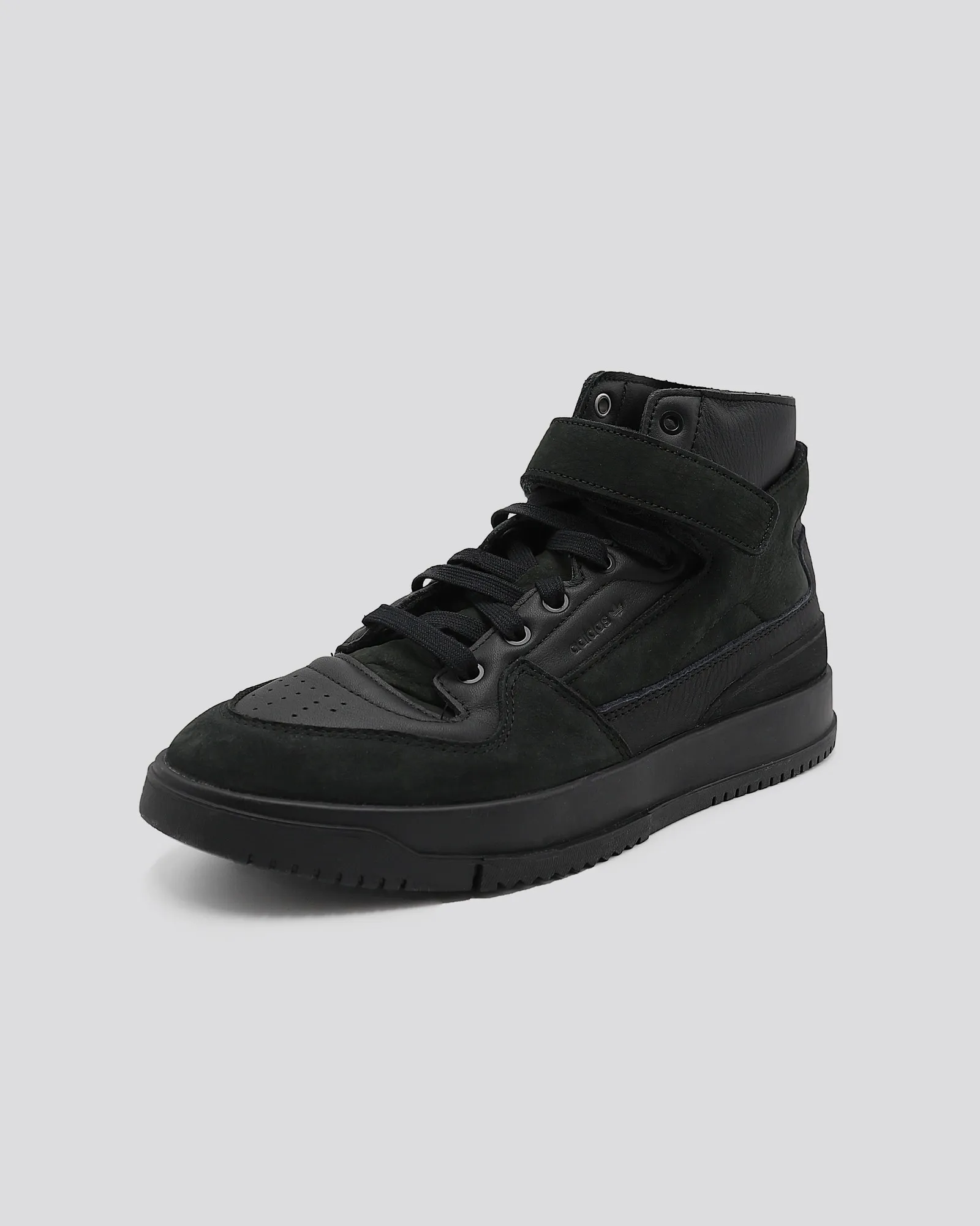 Baskets montante en cuir noir Adidas 