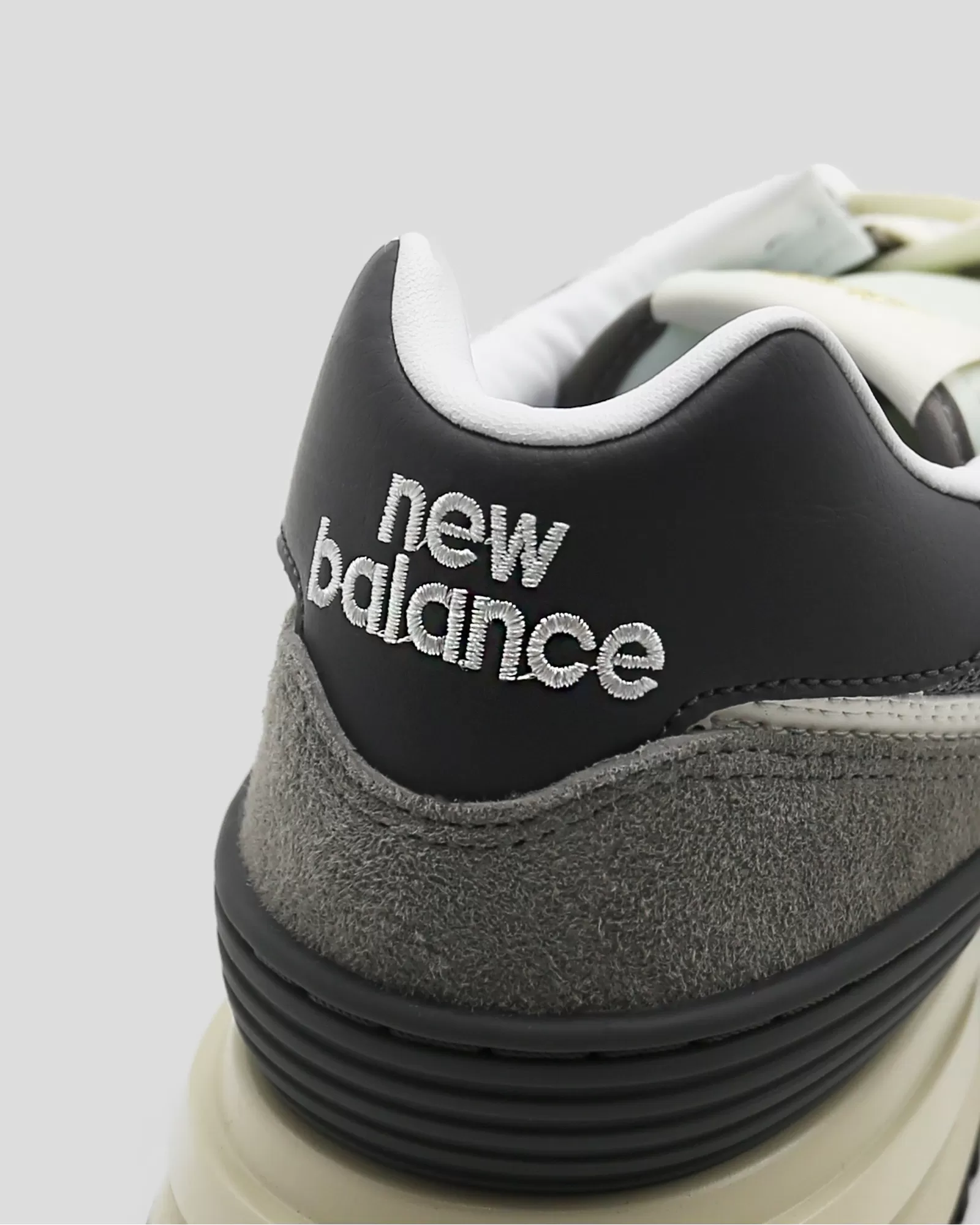 Baskets grise en toile et daim New Balance 