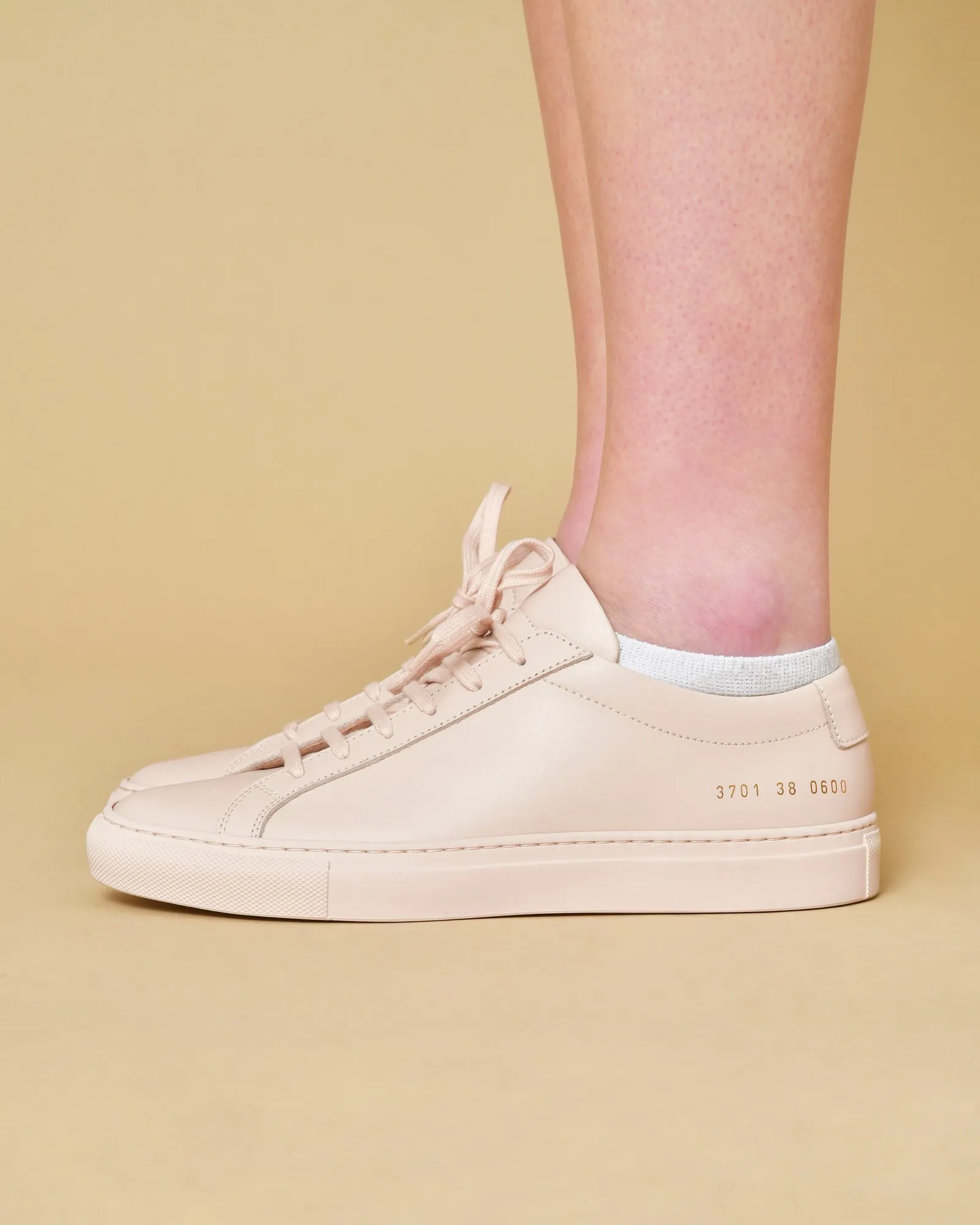 Baskets en cuir rose Woman By Common Projects 