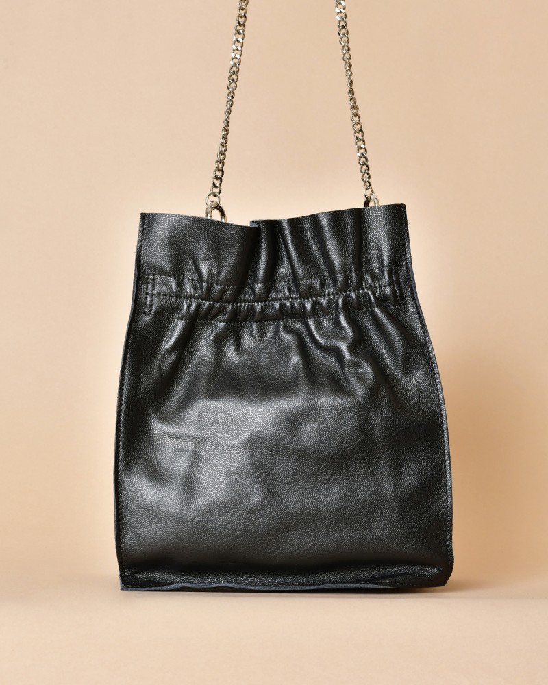 Sac bandoulière en cuir noir grainé Falorni 