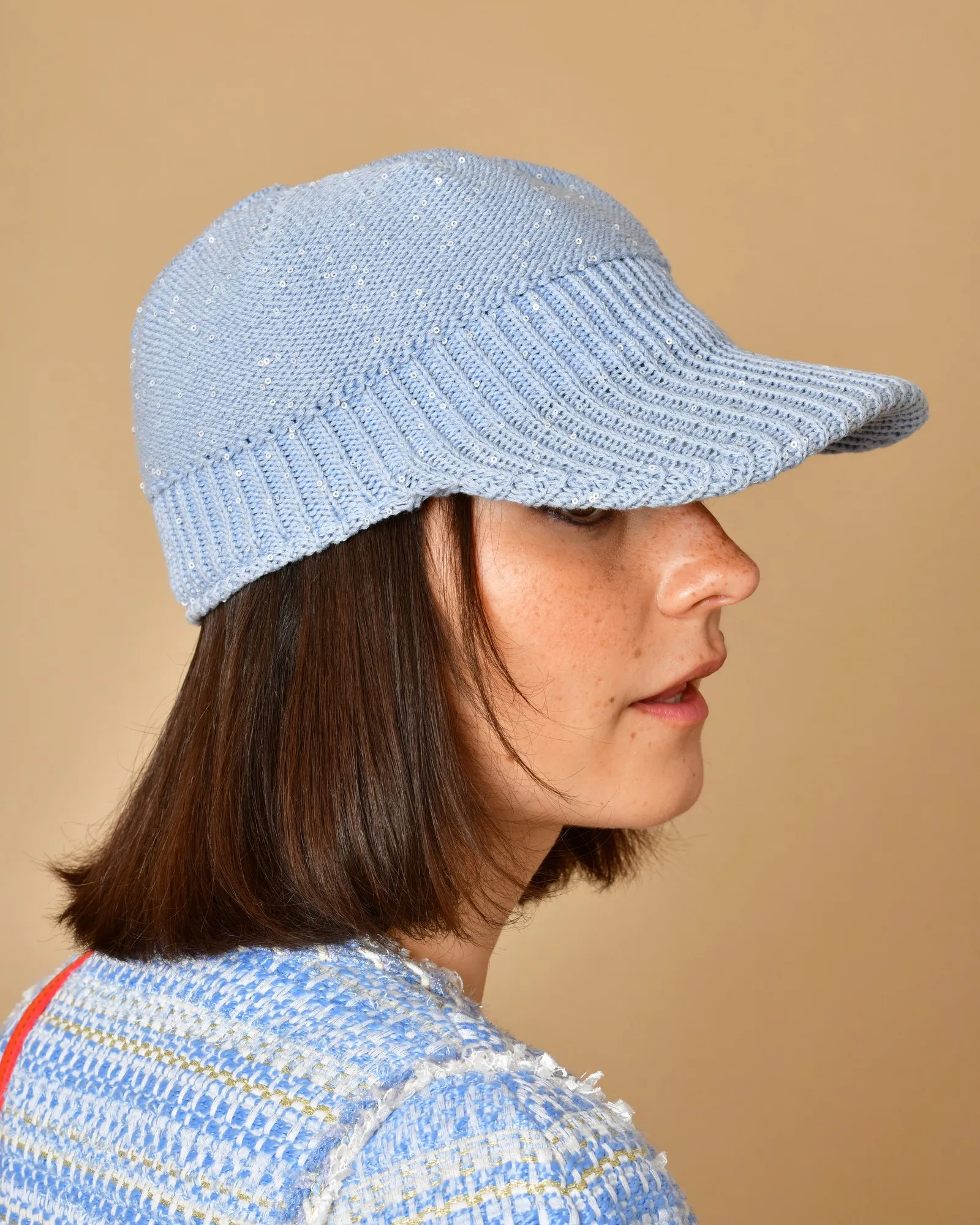 Casquette en maille bleue Lorena Antoniazzi 