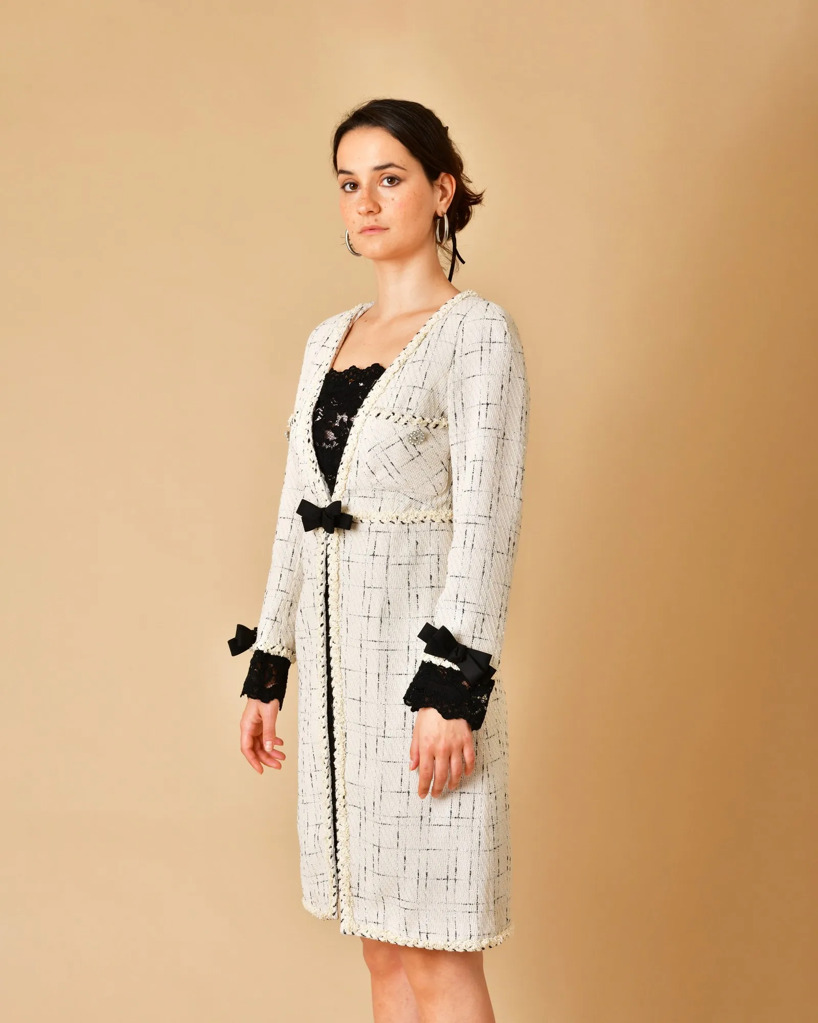 Robe en tweed et dentelle Edward Achour 