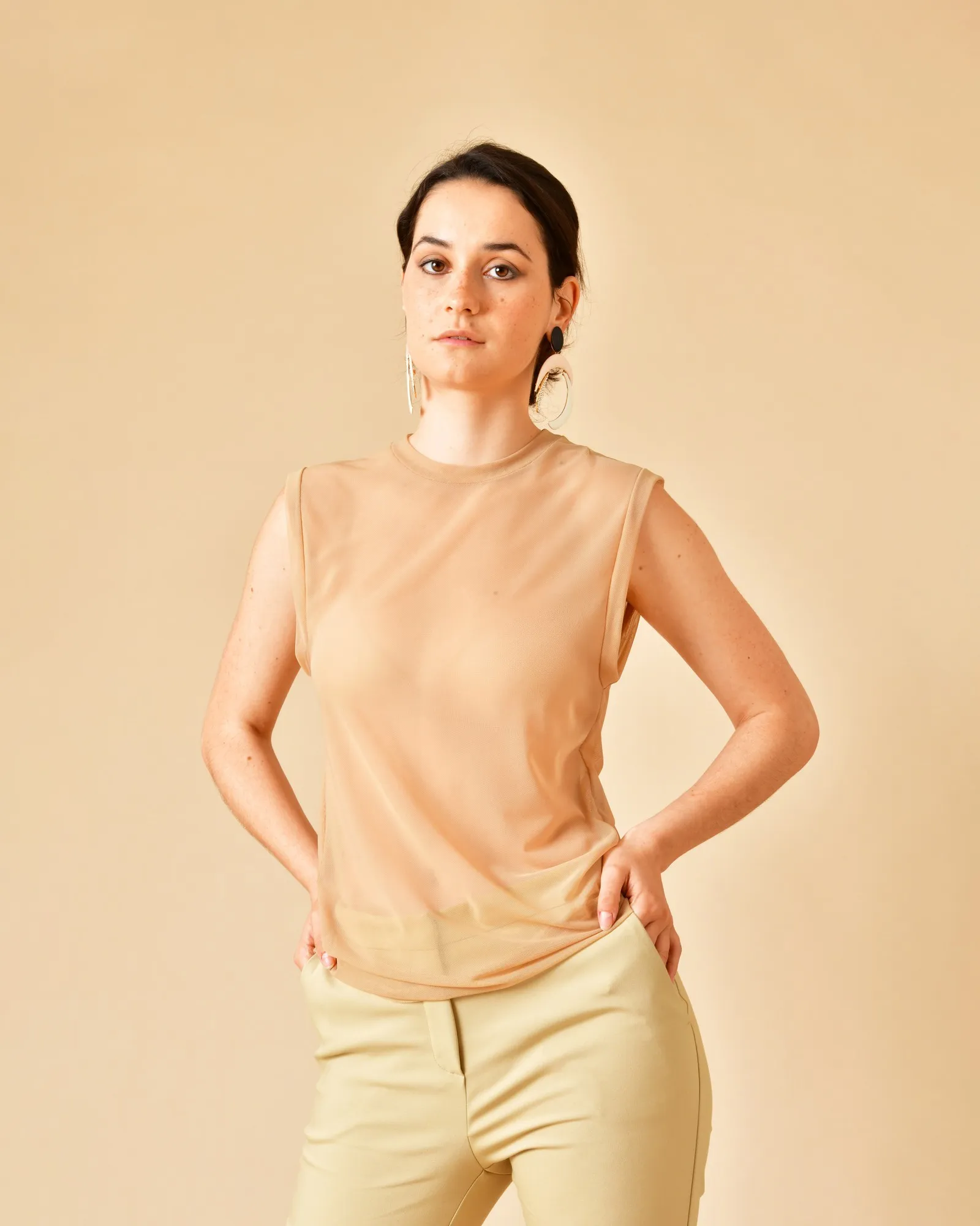 Top transparente sans manche beige Tela 