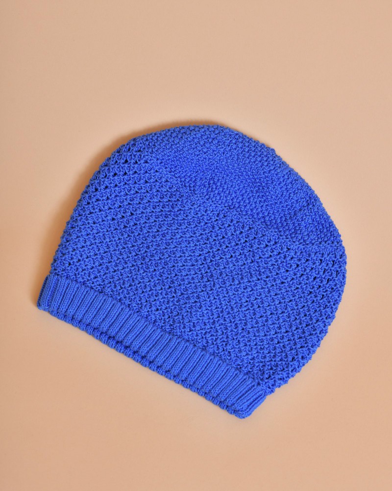 Bonnet en crochet bleu Momoni 