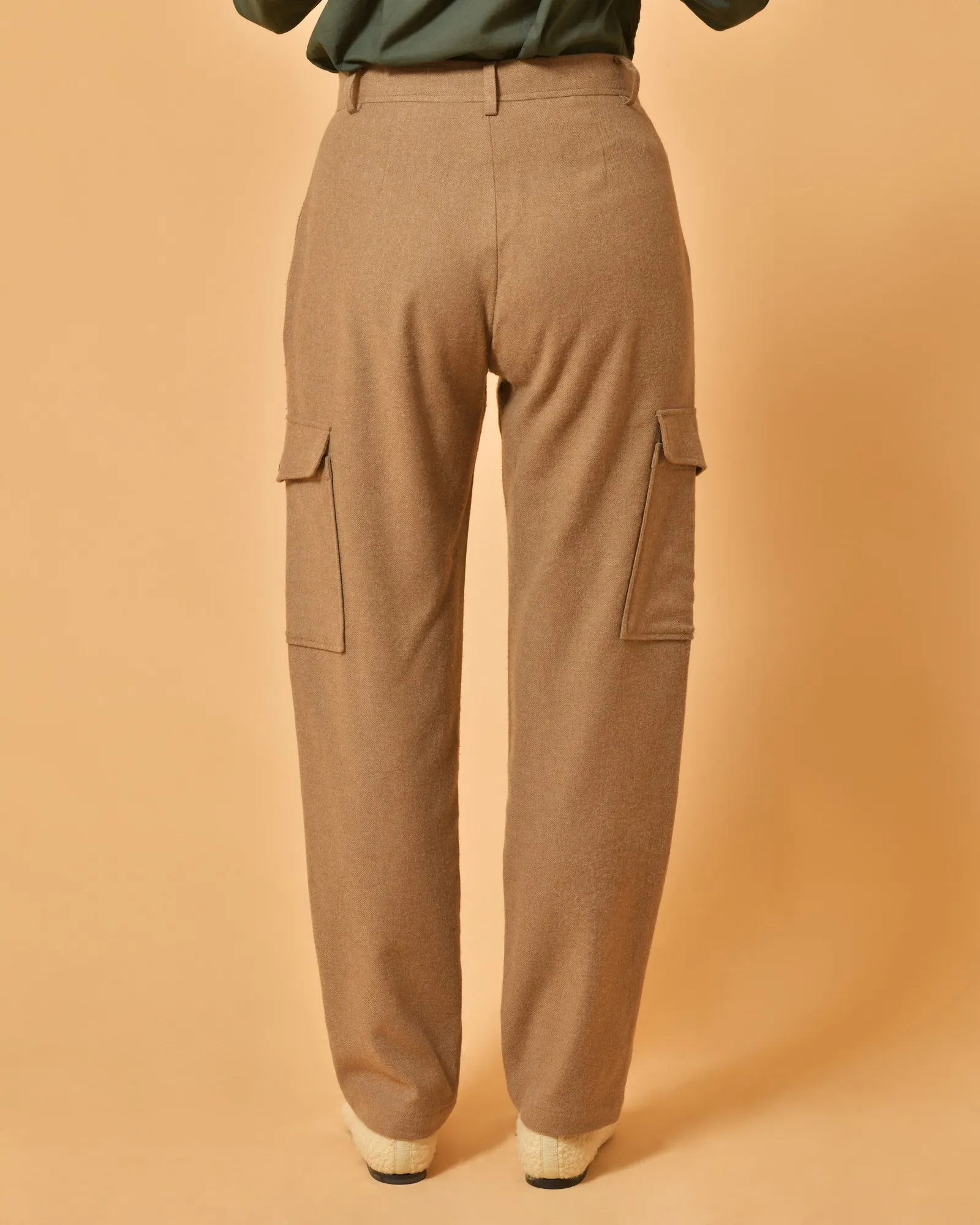 Pantalon cargo en laine mélangée marron Diega 