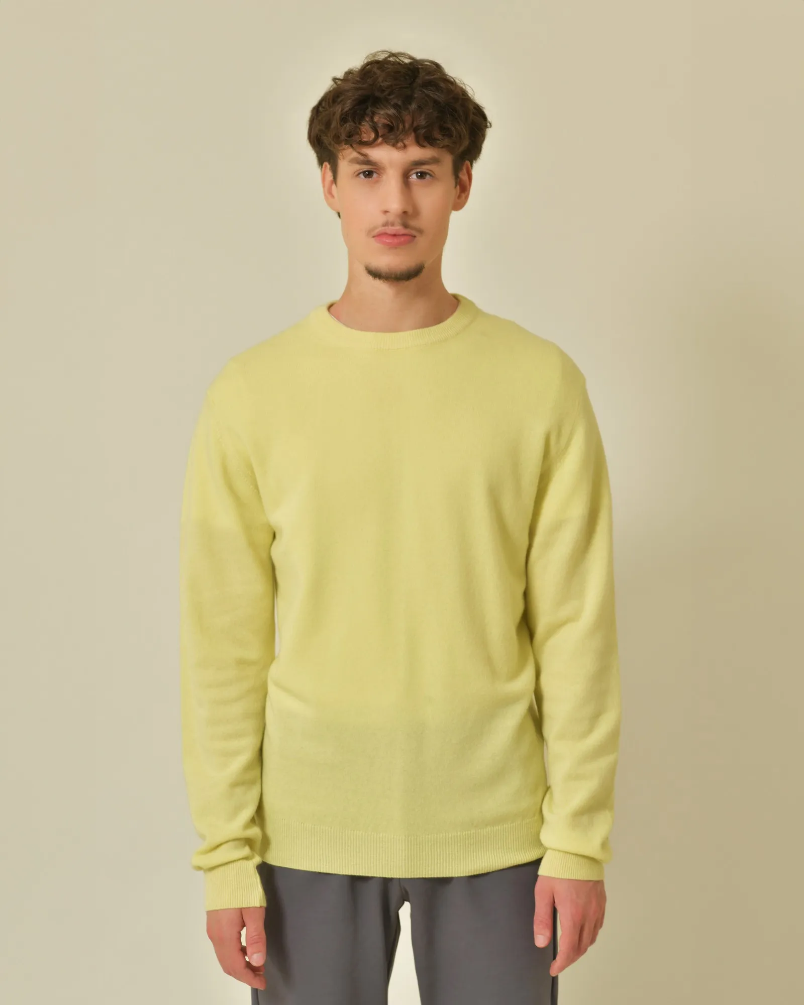 Pull en laine mérinos jaune Wool & Co 