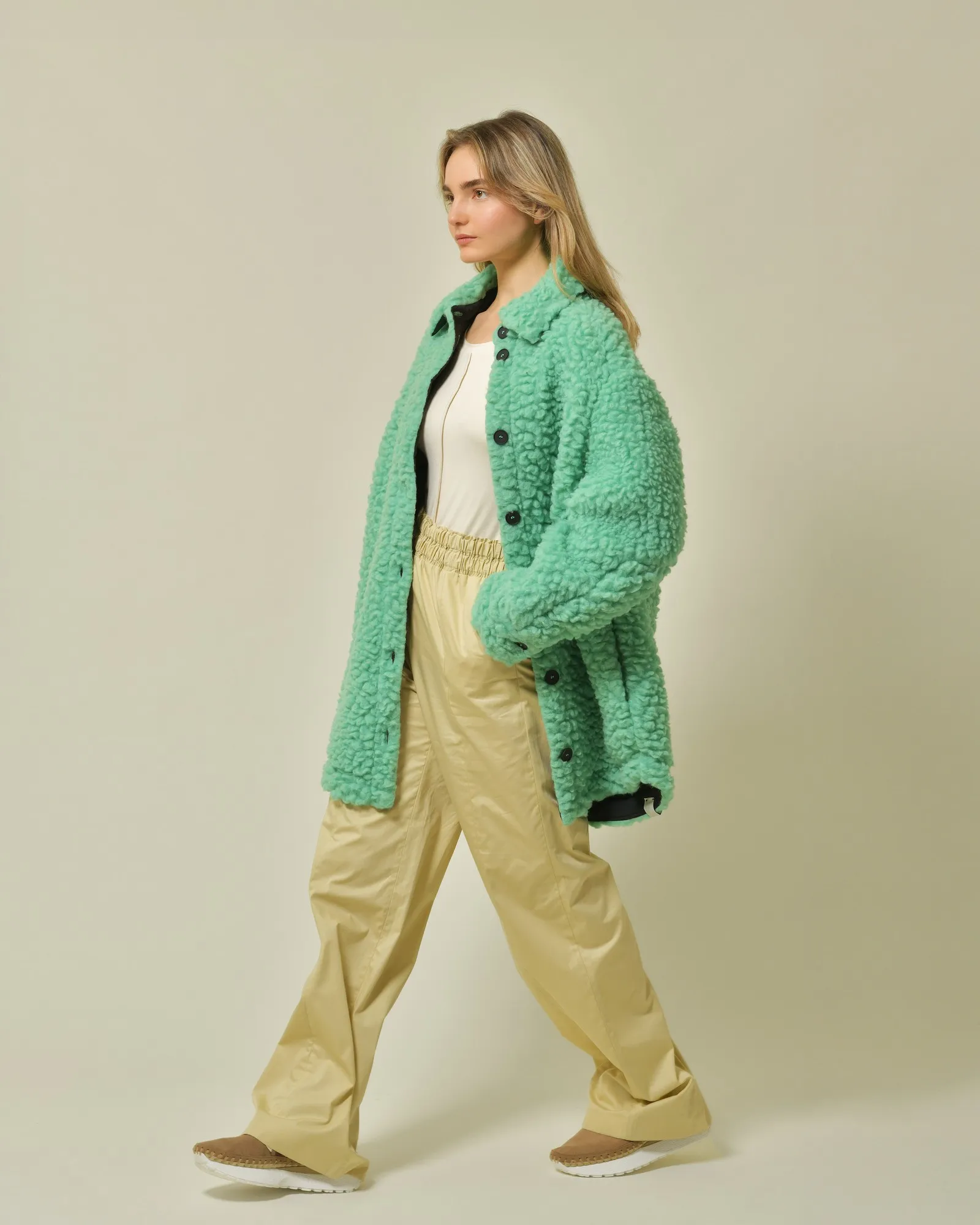 Manteau en laine bouclée verte T_Coat 