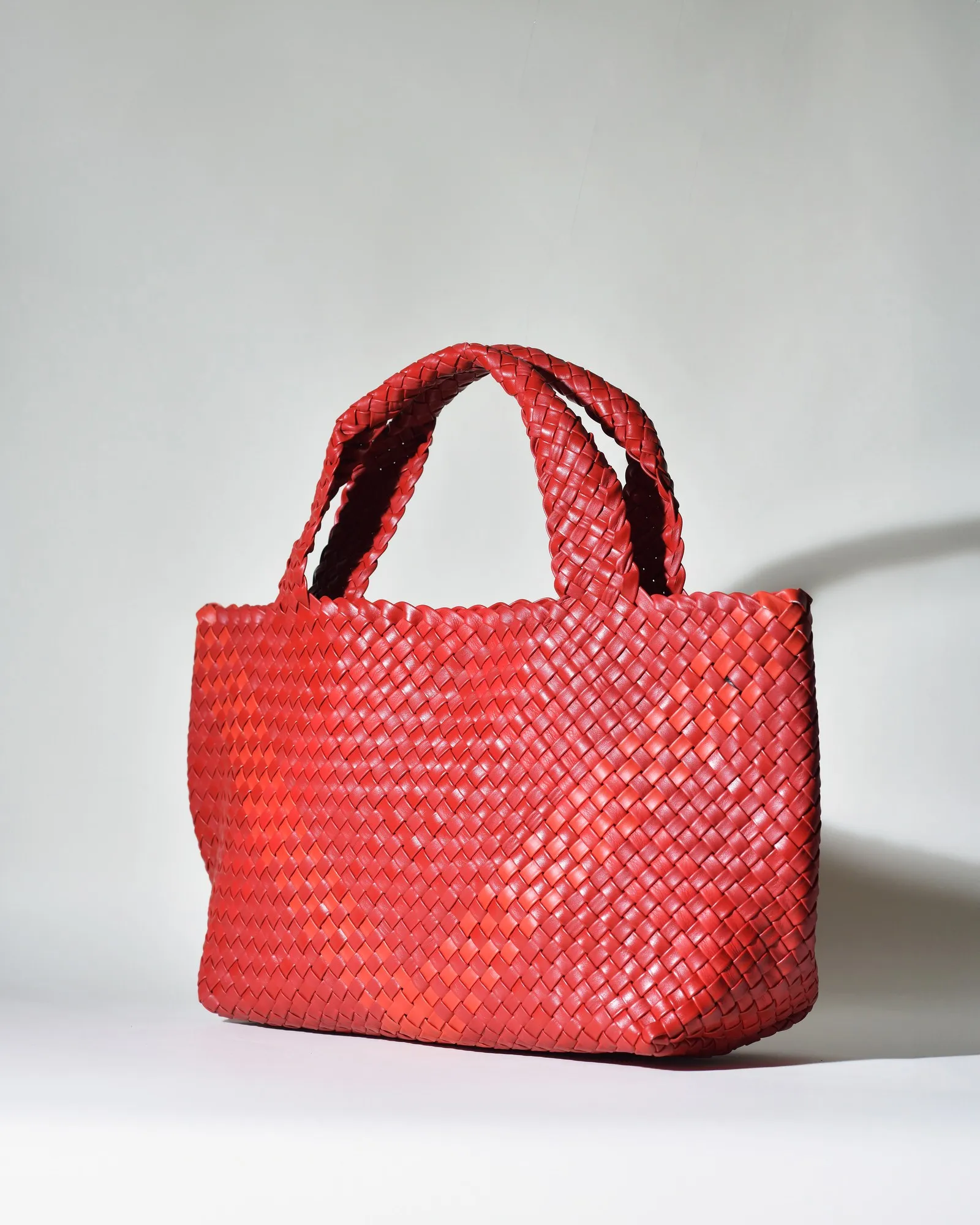 Sac porté épaule en cuir tressé rouge Falorni 