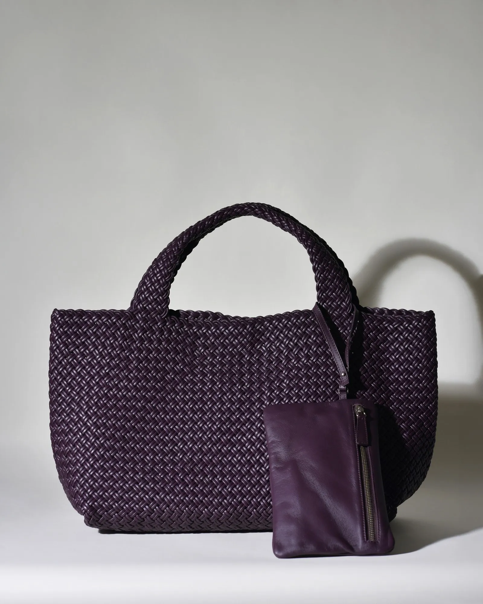 Sac porté épaule en cuir tressé violet Falorni 