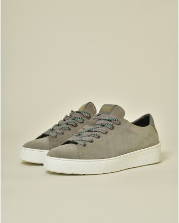 Baskets en daim bleu National Standard Chaussures Homme La Piscine Paris Outlet Store