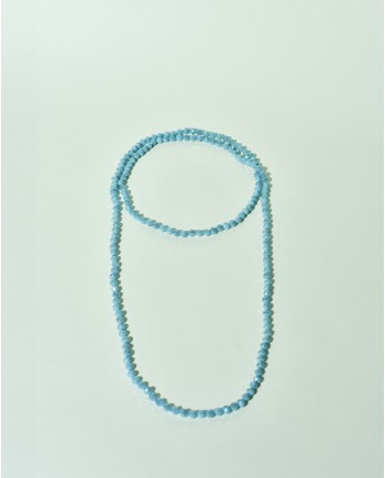 Collier en perles bleues Edward Achour 