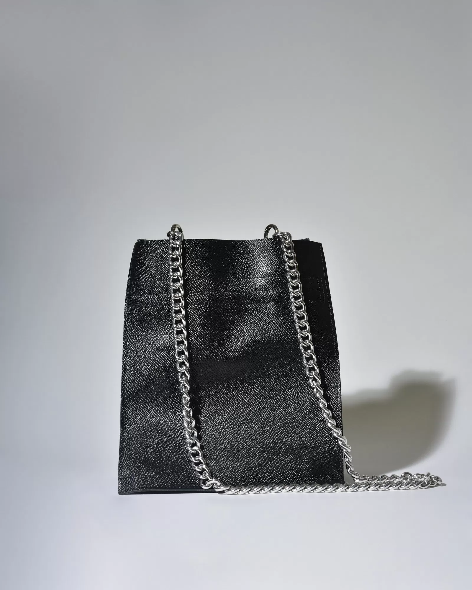 Sac sceau en cuir grainé avec chaîne argenté Falorni 