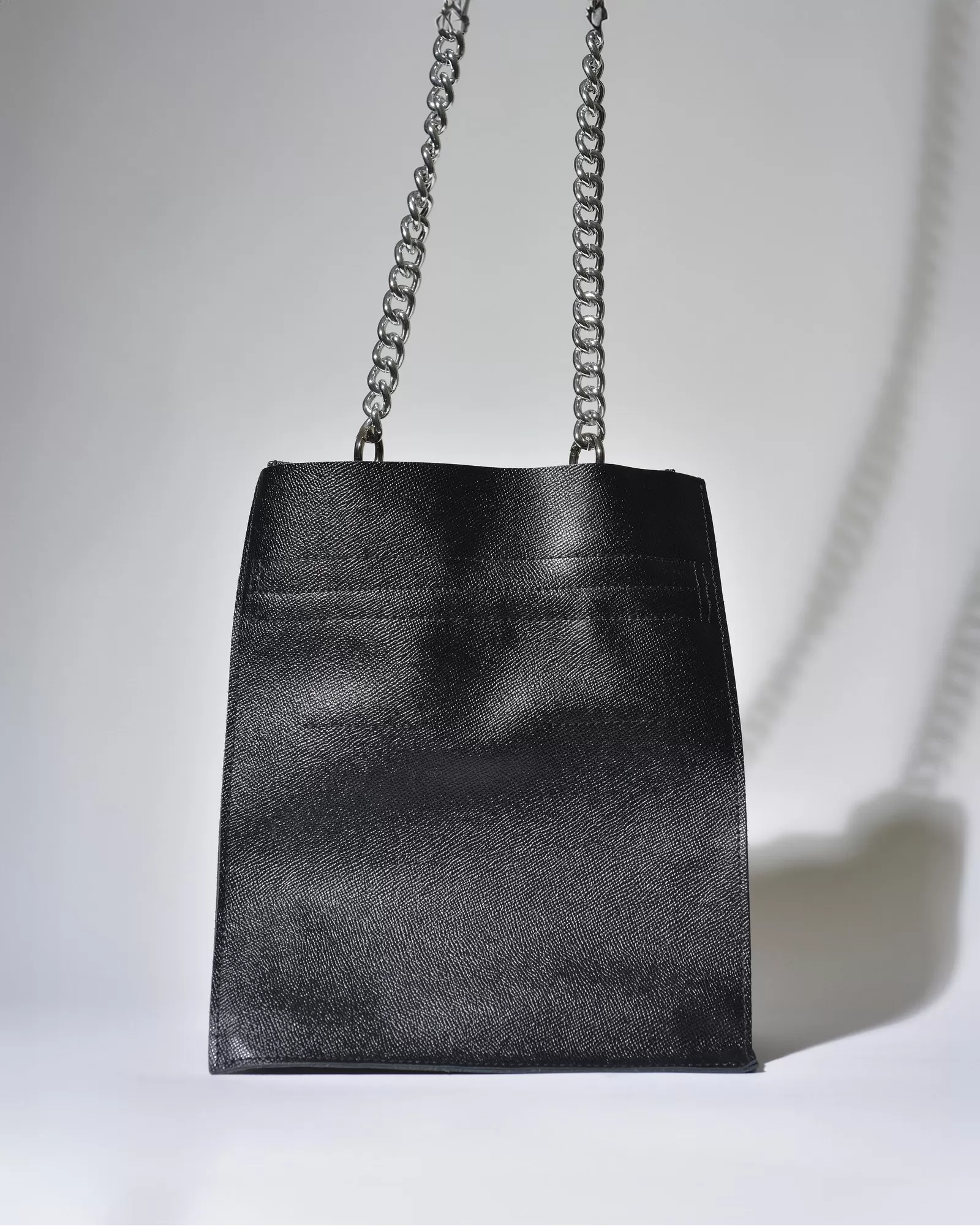 Sac sceau en cuir grainé avec chaîne argenté Falorni 