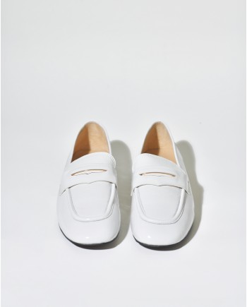 Mocassins en cuir vernis blanc Mercadal 