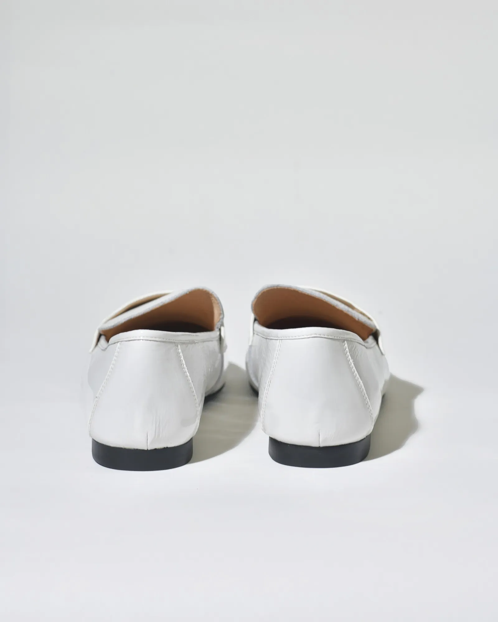 Mocassins en cuir vernis blanc Mercadal 