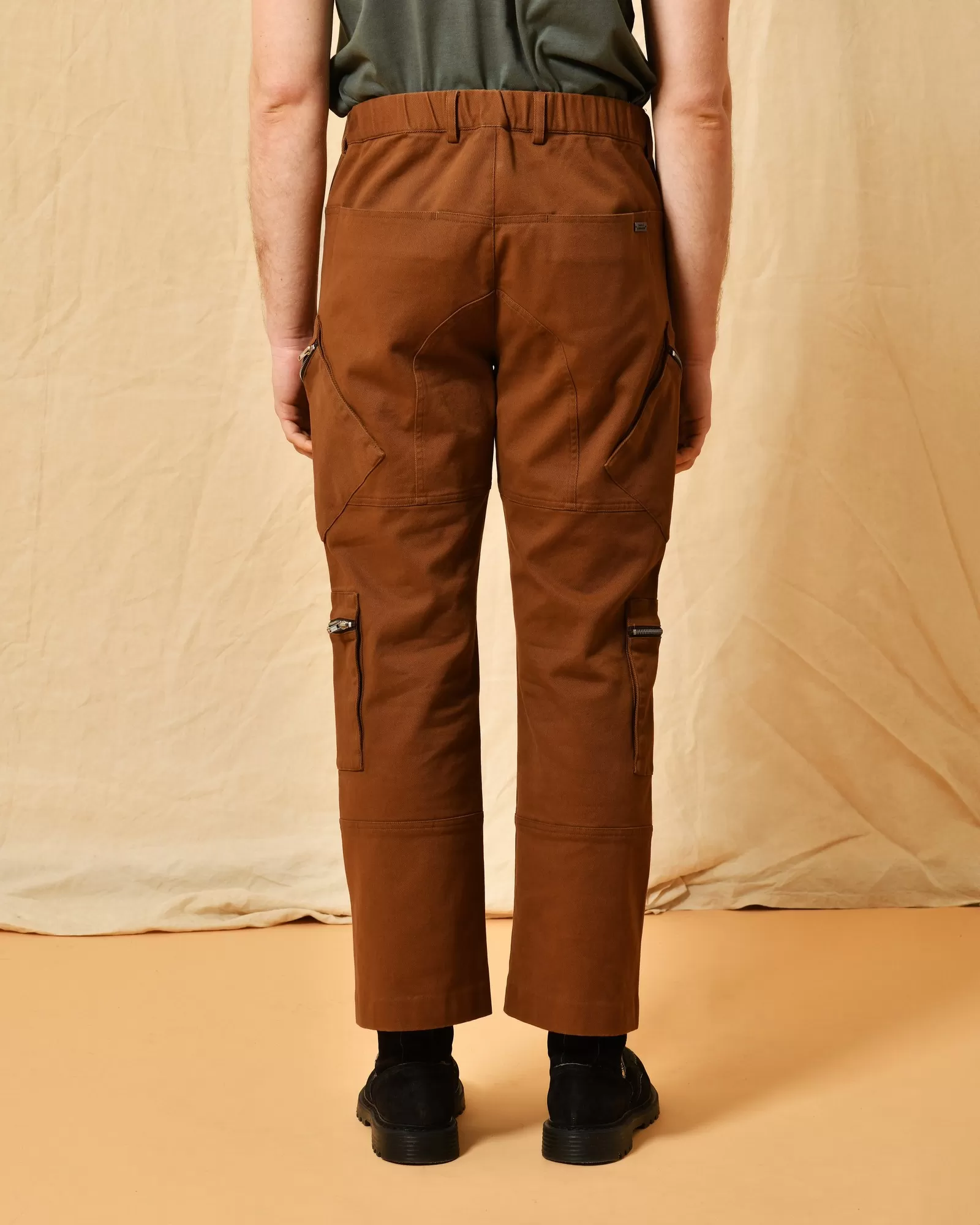 Pantalon cargo en coton camel Daniele Alessandrini 