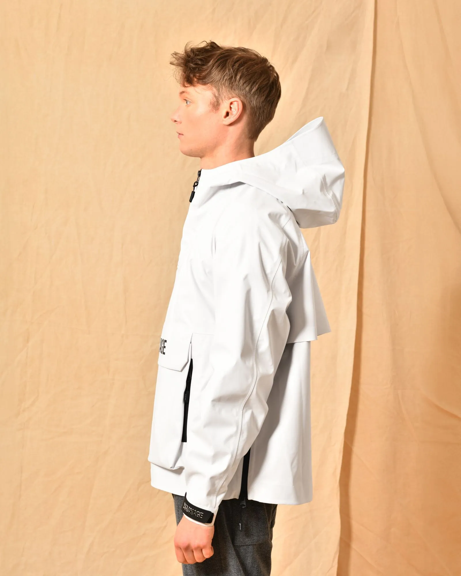 Veste en tissu technique à capuche Mackage 