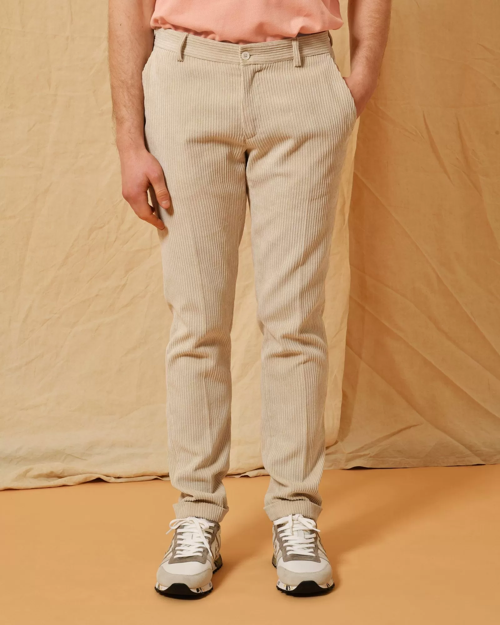 Pantalon en velours côtelé beige Daniele Alessandrini 