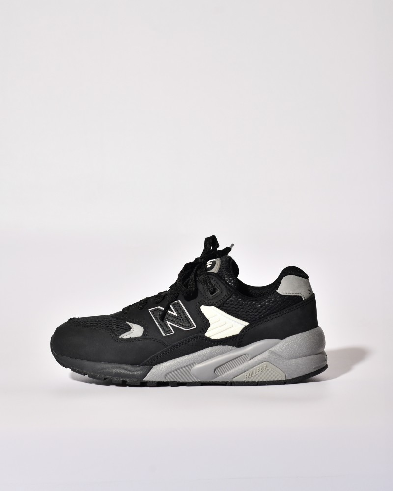 Baskets en cuir New Balance MT 580 MDB 