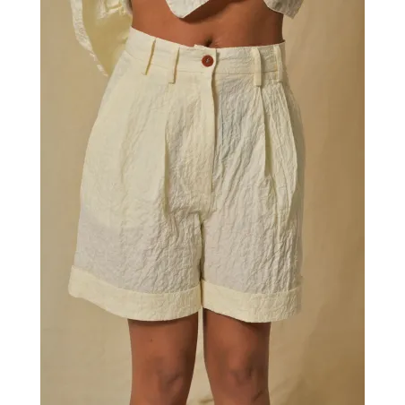 Short en coton texturé beige à pinces AVN