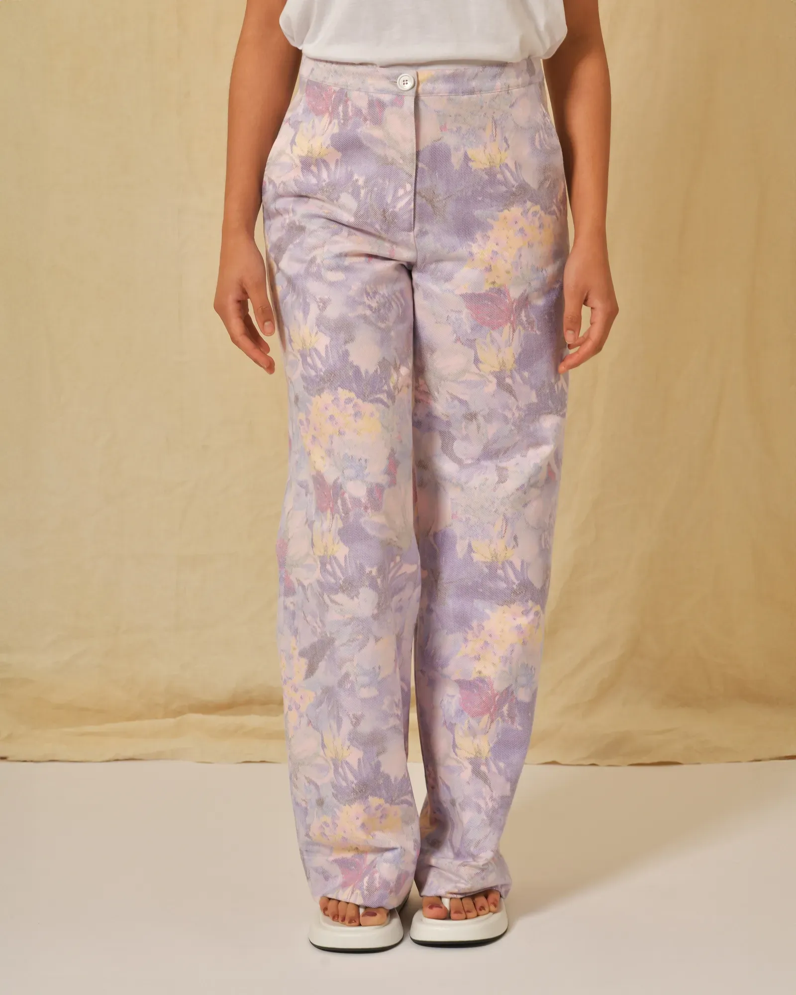 Pantalon à imprimé floral violet AVN