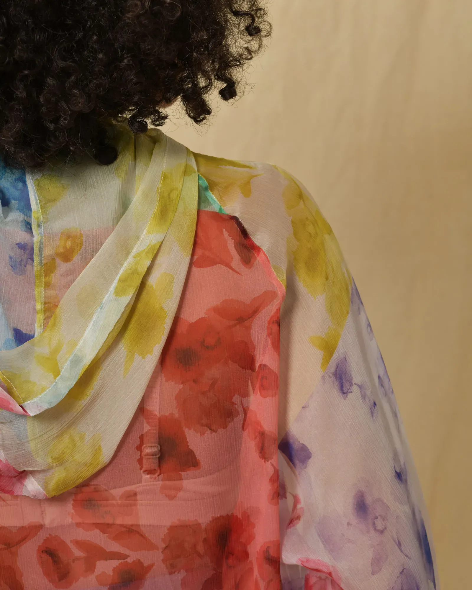 Veste veste en soie à imprimé multicolore Hache