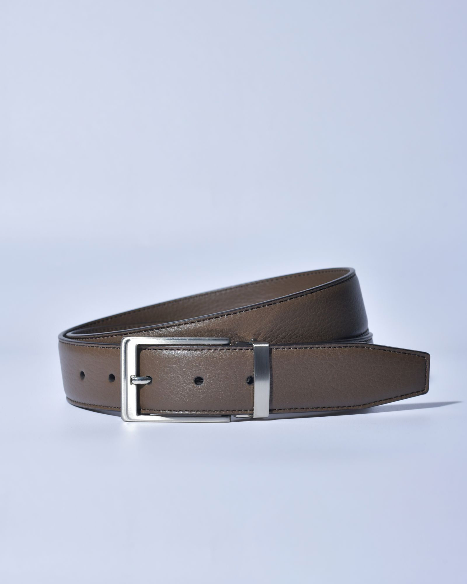 Ceinture en cuir lisse marron réglable Falorni