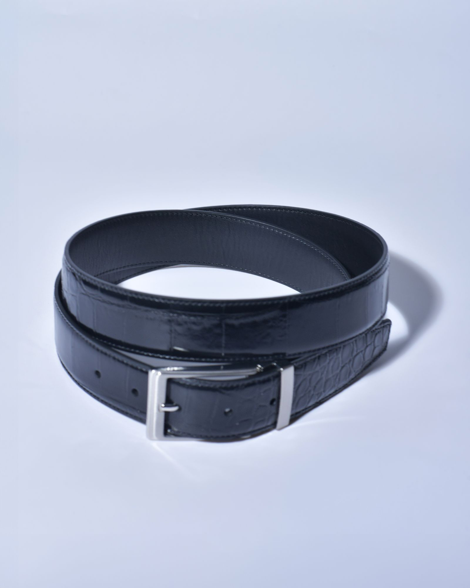 Ceinture en cuir noir effet croco verni réglable Falorni