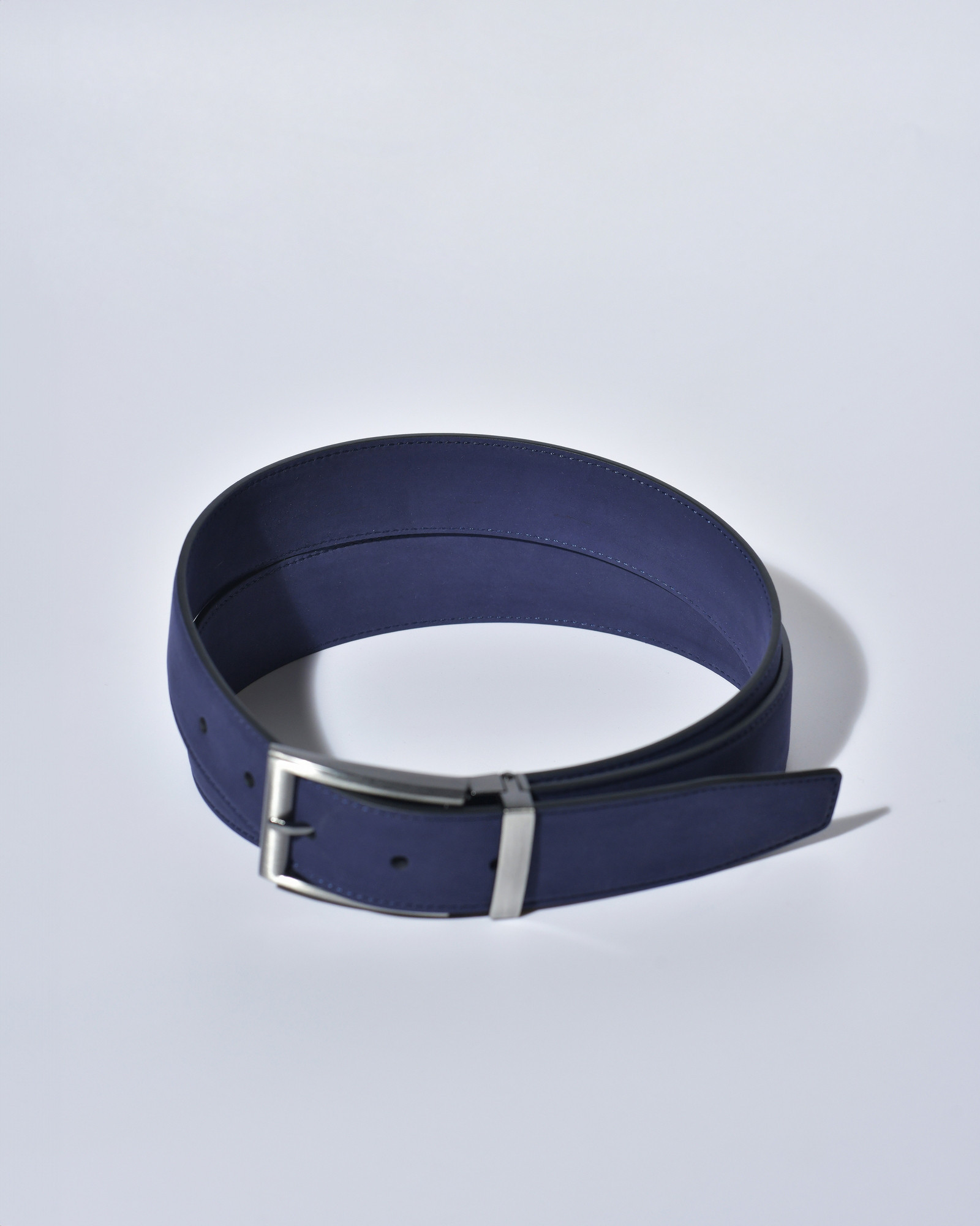 Ceinture en cuir lisse velouté bleu réglable Falorni