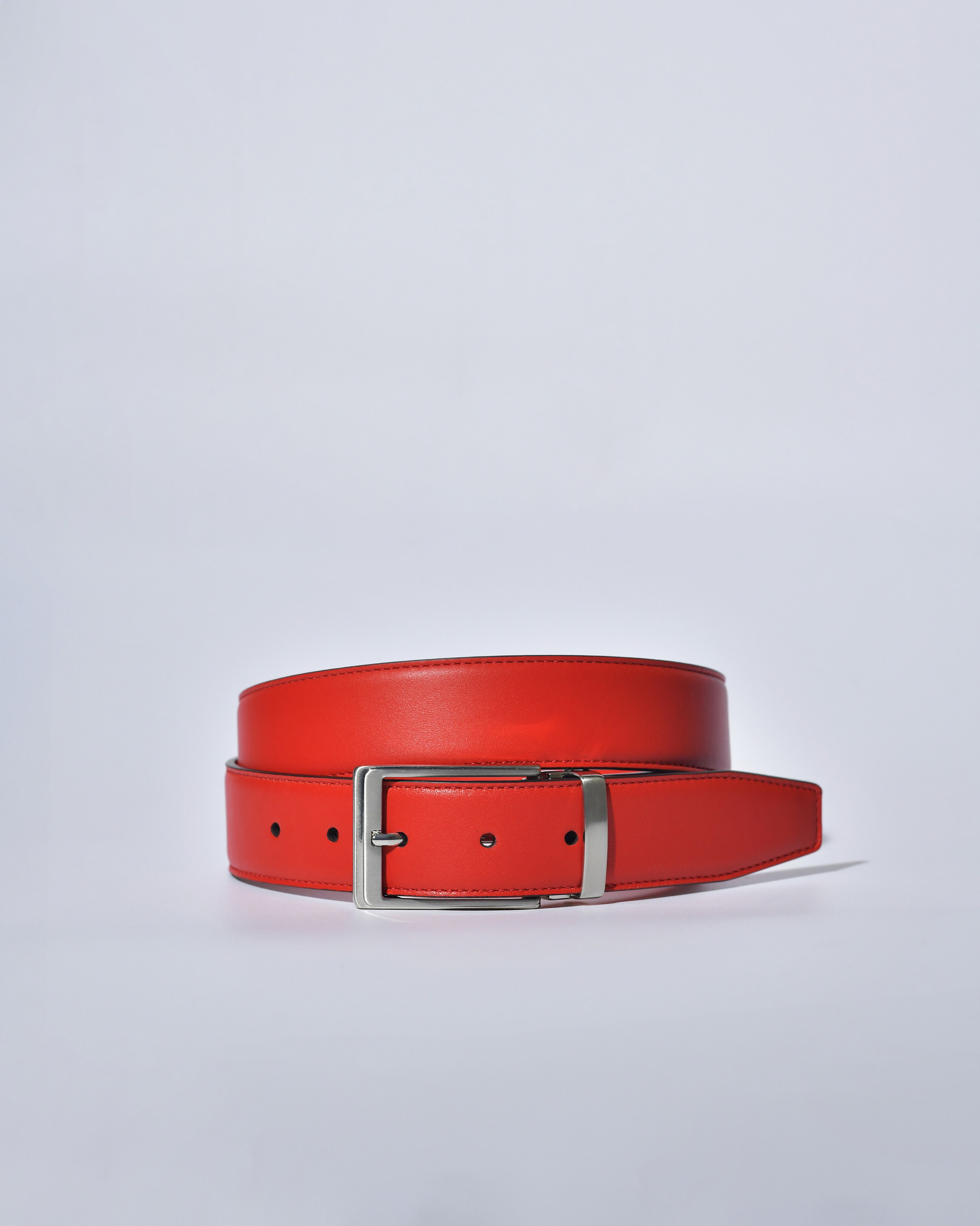 Ceinture en cuir lisse rouge réglable Falorni